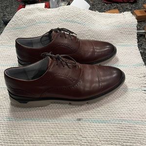 men's size 13 Johnston and Murphy XC4 waterproof shoe.